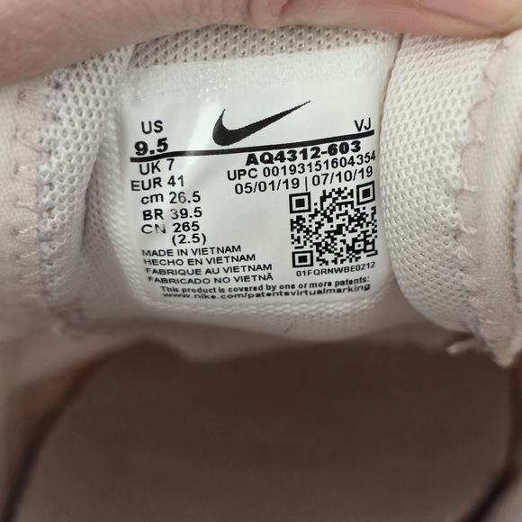 Nike Womens Air Max Dia Soft Pink Athletic Running Shoes AQ4312-603 Size 9.5 - Picture 15 of 15